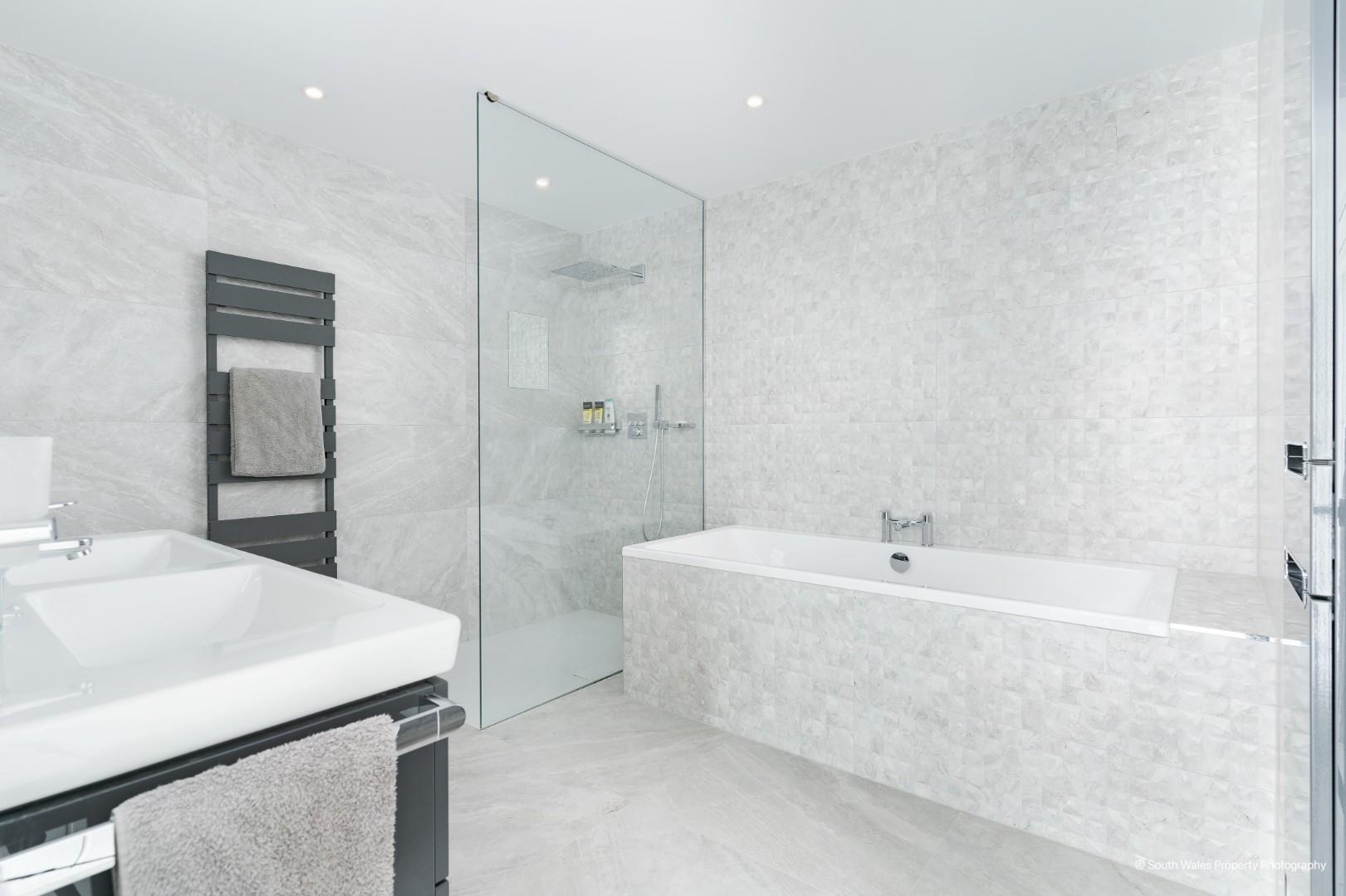 Middle Hill, Nr Llancarfan, Vale Of Glamorgan, CF62 3AD